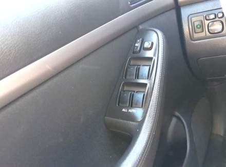 Toyota - Avensis
