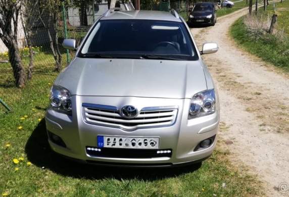 Toyota - Avensis