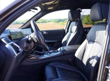 BMW - X7