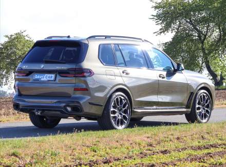 BMW - X7