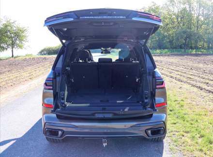 BMW - X7