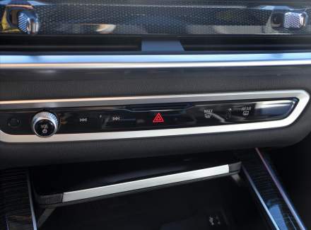 BMW - X7