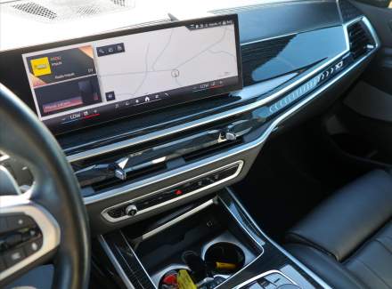 BMW - X7