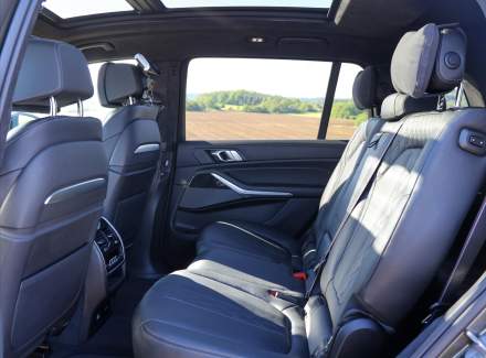 BMW - X7