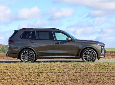 BMW - X7