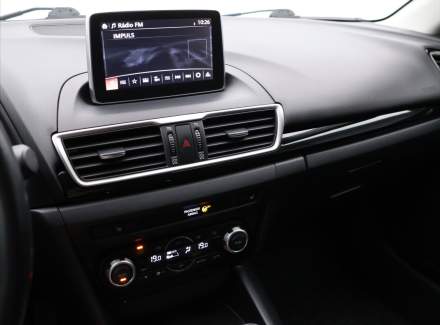 Mazda - 3