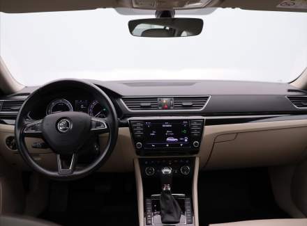 Škoda - Superb