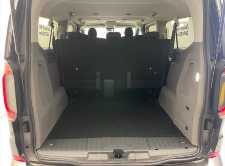 Volkswagen - Caravelle
