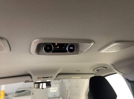 Volkswagen - Caravelle