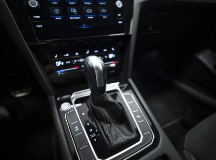 Volkswagen - Arteon