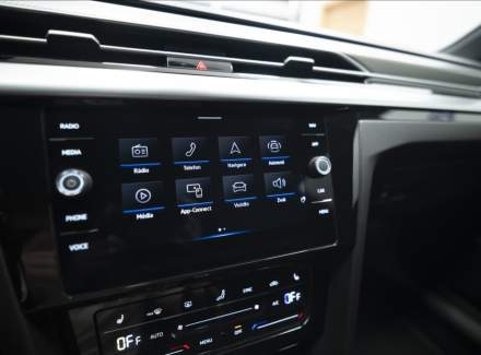 Volkswagen - Arteon