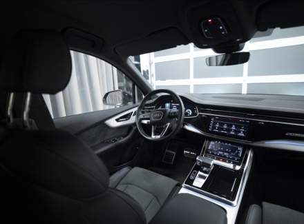 Audi - Q7