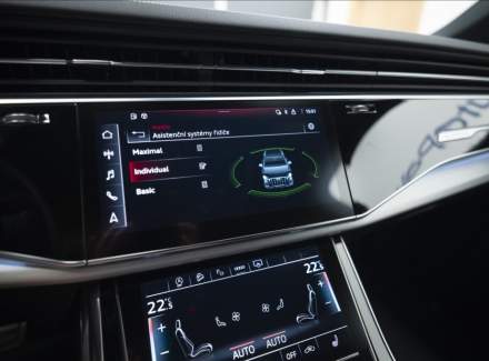Audi - Q7