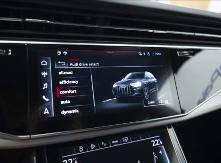 Audi - Q7