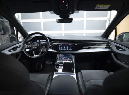 Audi - Q7