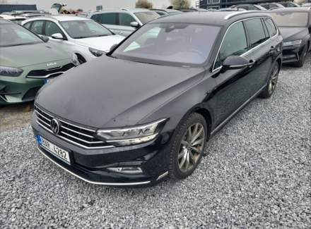Volkswagen - Passat