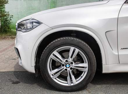 BMW - X5