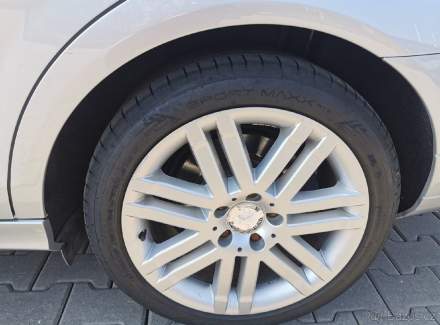 Mercedes-Benz - C-class