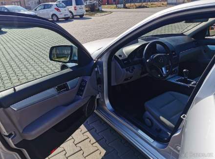 Mercedes-Benz - C-class
