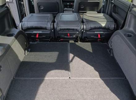 Volkswagen - Touran