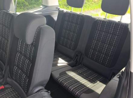 Volkswagen - Touran