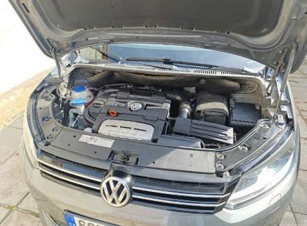 Volkswagen - Touran