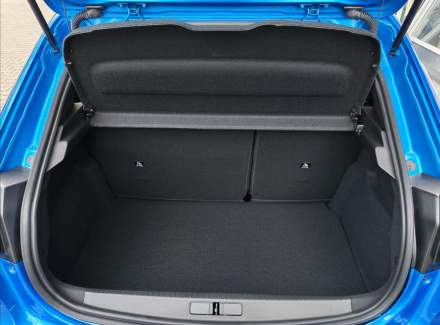 Peugeot - 208