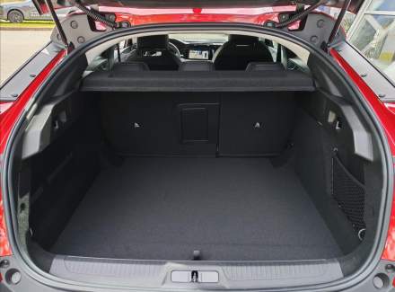 Peugeot - 408