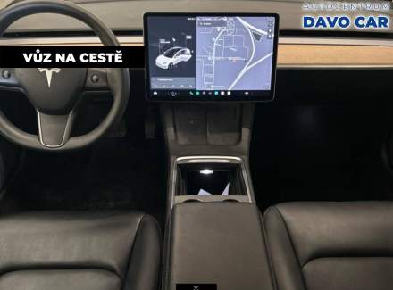 Tesla - Model 3