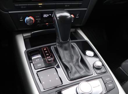 Audi - A6