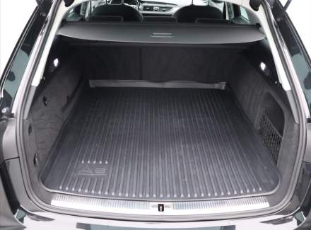 Audi - A6