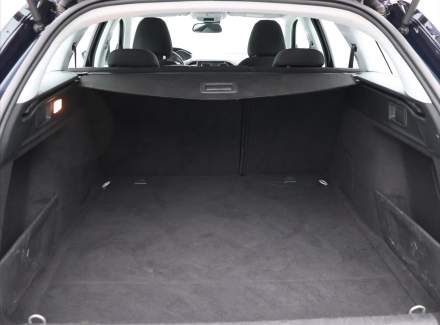 Peugeot - 308