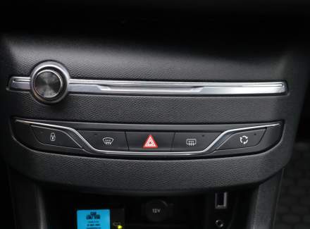 Peugeot - 308