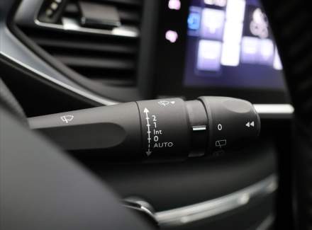 Peugeot - 308