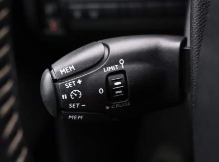 Peugeot - 308