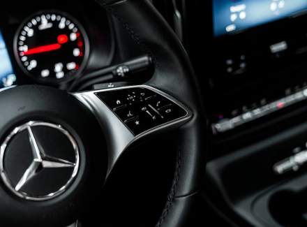 Mercedes-Benz - Vito