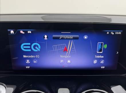 Mercedes-Benz - EQB