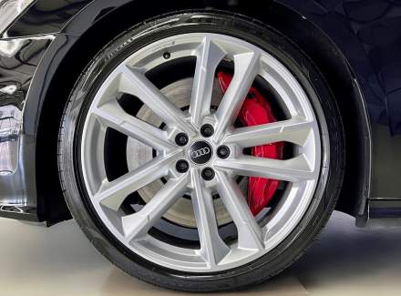 Audi - S6