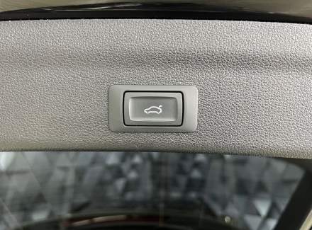 Audi - S6