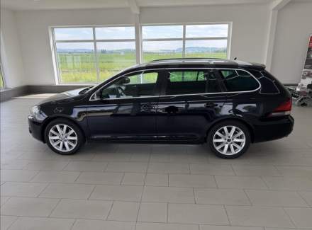 Volkswagen - Golf