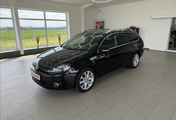 Volkswagen - Golf