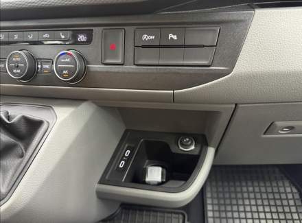 Volkswagen - Caravelle