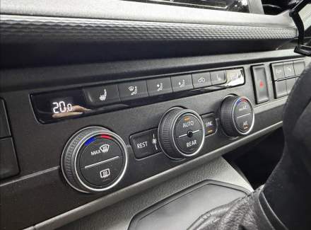 Volkswagen - Caravelle