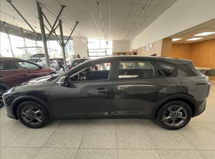 Kia - K4