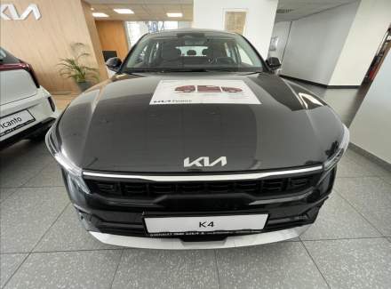 Kia - K4