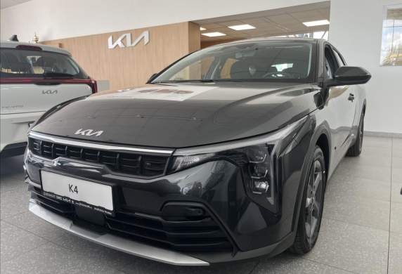 Kia - K4