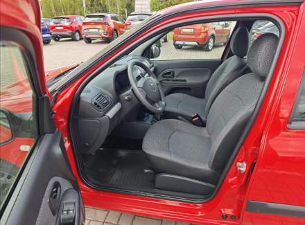 Renault - Clio