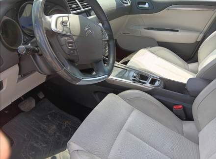 Citroën - C4