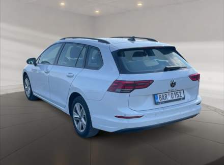Volkswagen - Golf