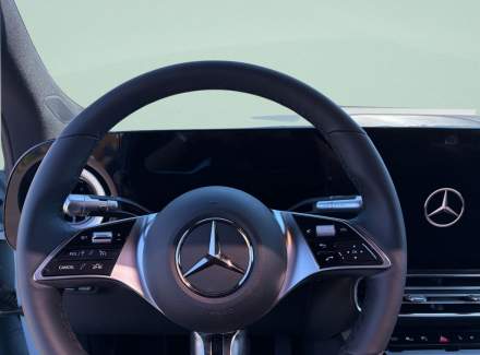 Mercedes-Benz - GLB